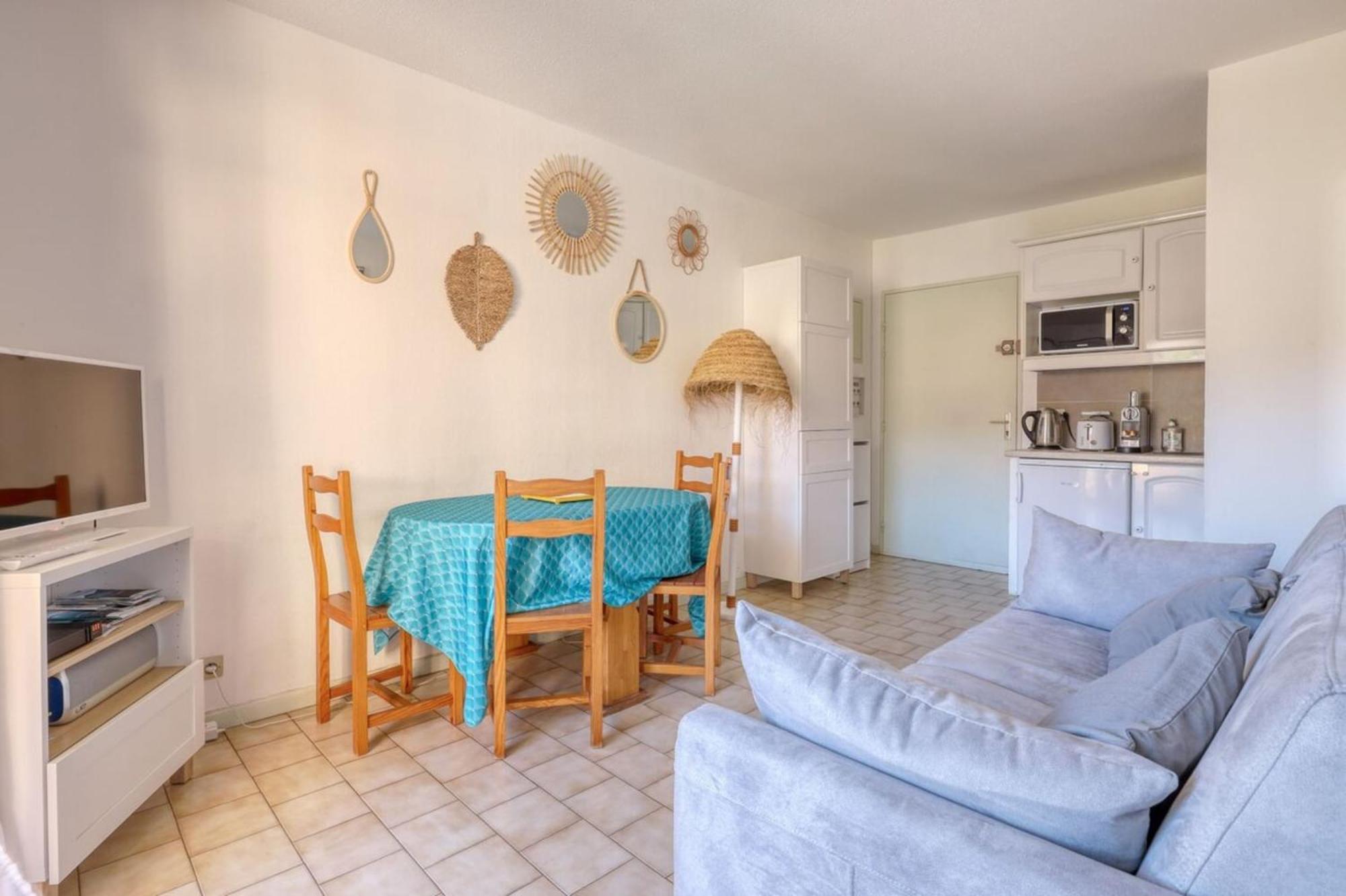 Lavandou - T2 In The City Center - 200 M From The Sea Ле-Лаванду Экстерьер фото